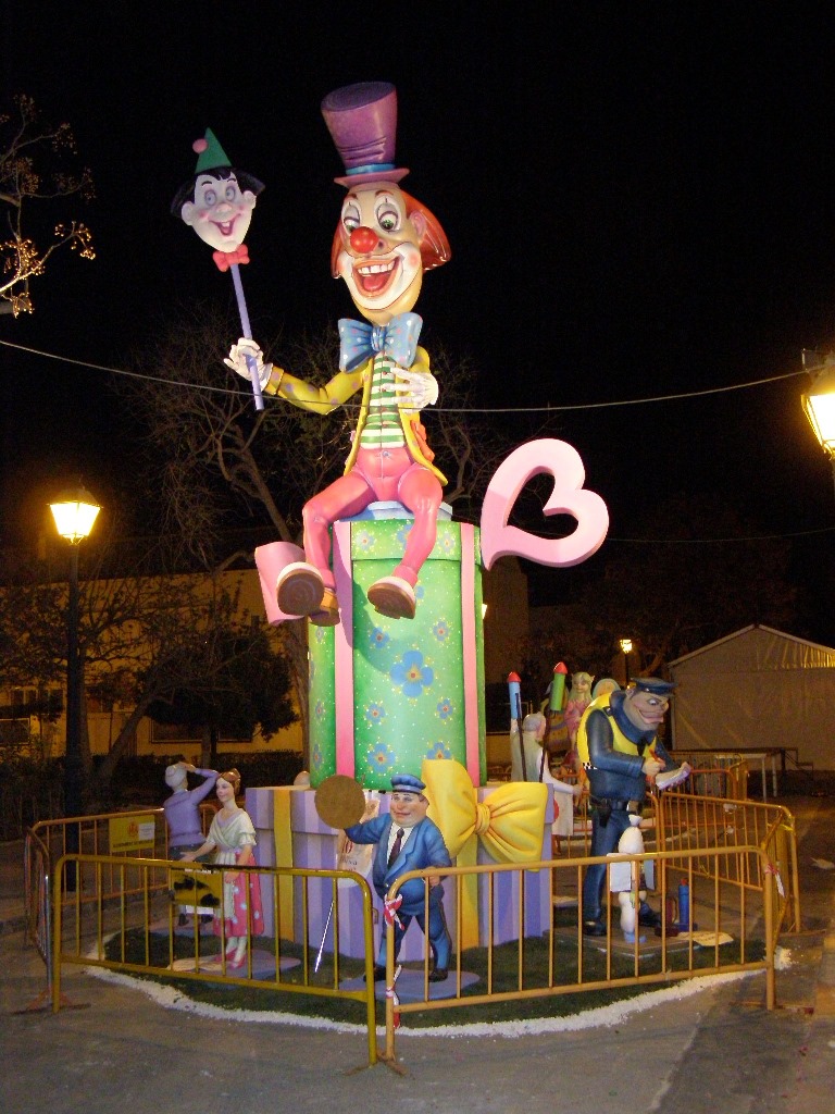 Totfalles: Plaza Mártires-General Ibañez Alonso 